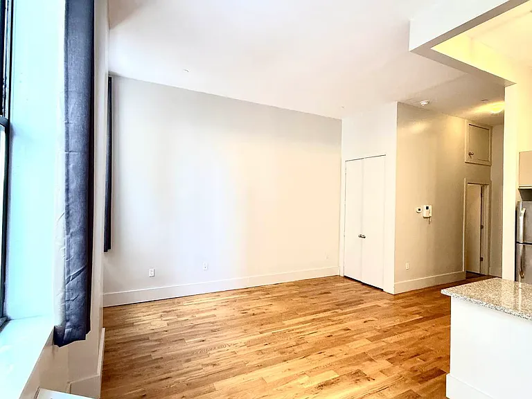 41 Kosciuszko St #332 — Photo 7