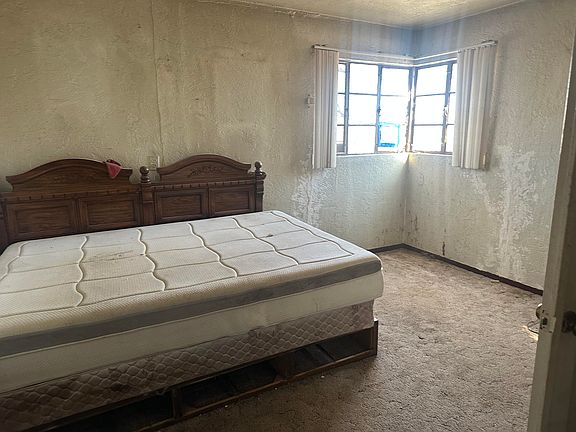 5th image of 241 Estancia Dr NW