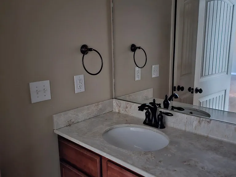 228 Vanover Ln #4 — Photo 7