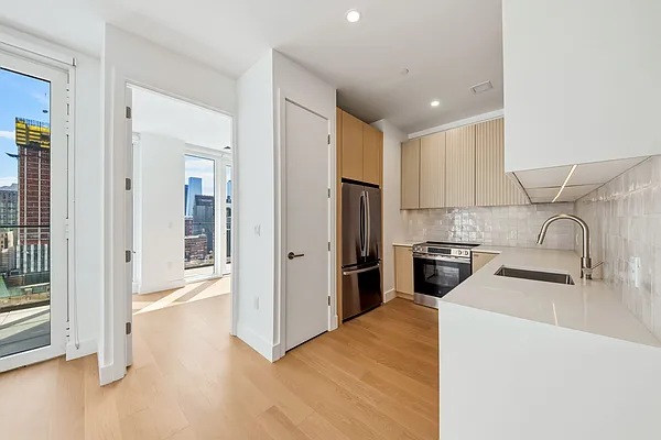 Kitchen, photo 2