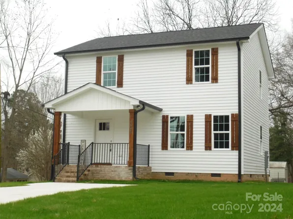 501 7th St, Spencer, NC 28159