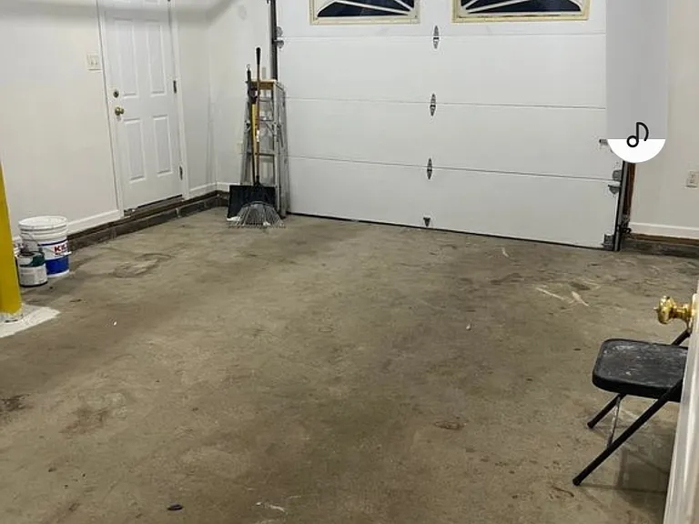 17 - Attached Garage