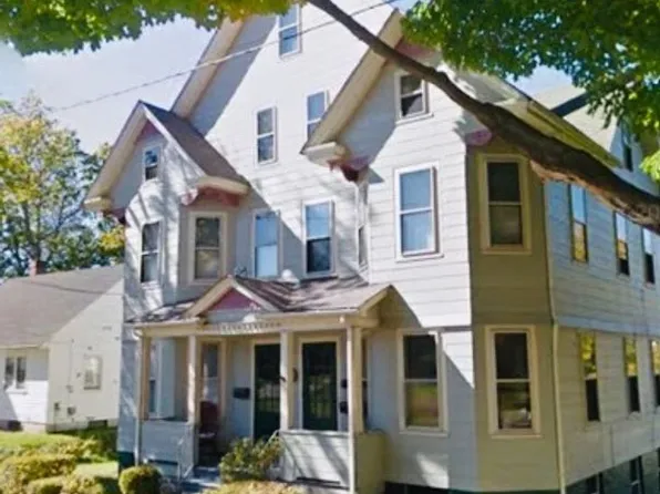 20 Henshaw Street, 20 Henshaw St #2R, Chicopee, MA 01020