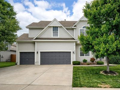 2208 SW Hawk View Rd, Lees Summit, MO, 64082