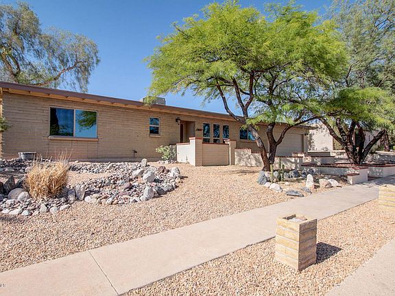 3rd image of 9825 E Celeste Dr