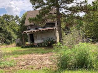 190 Old Creek Rd, Picayune, MS 39466