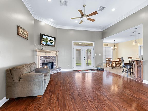 4th image of 217 Jaden Ln
