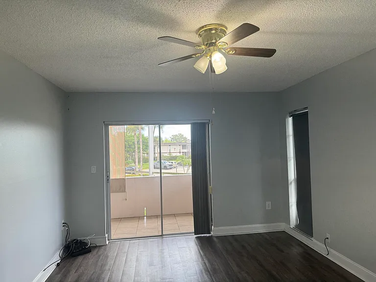 4 Greenway Vlg N #203 — Photo 8