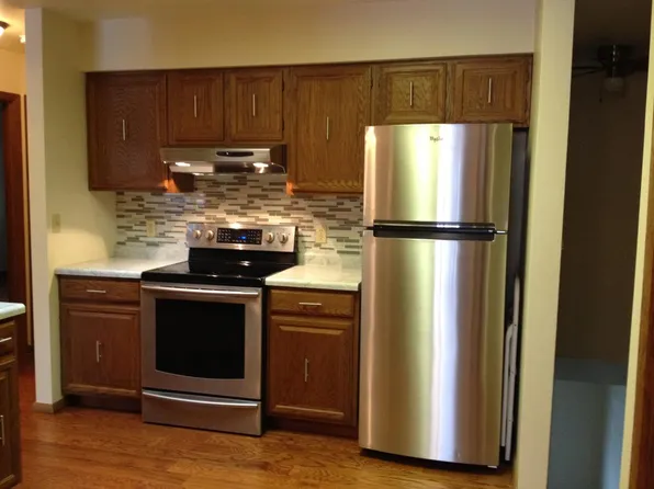 6003 Eric St APT B, Weston, WI 54476