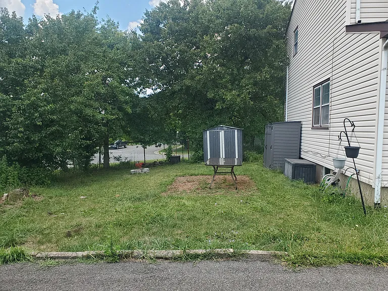 30 Bartha Ave #30 — Photo 15