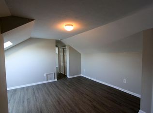 400 E Washington St APT 6, Charles Town, WV 25414