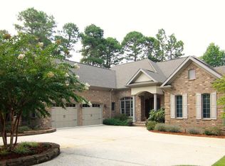 24 Oxton Cir, Pinehurst, NC 28374