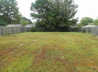 6366 Bent Oak Ln, Memphis, TN 38115