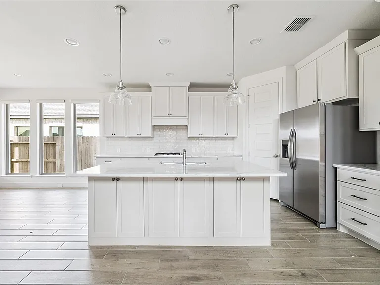 21315 Manatee Rock Ln — Photo 9