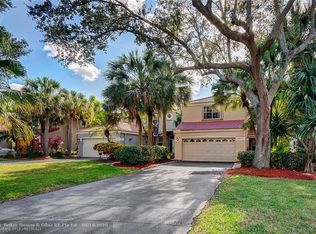 10840 NW 10th St, Plantation, FL 33322