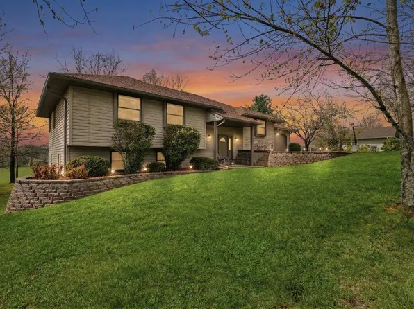 1013 Sassafras Street, Willow Springs, MO 65793