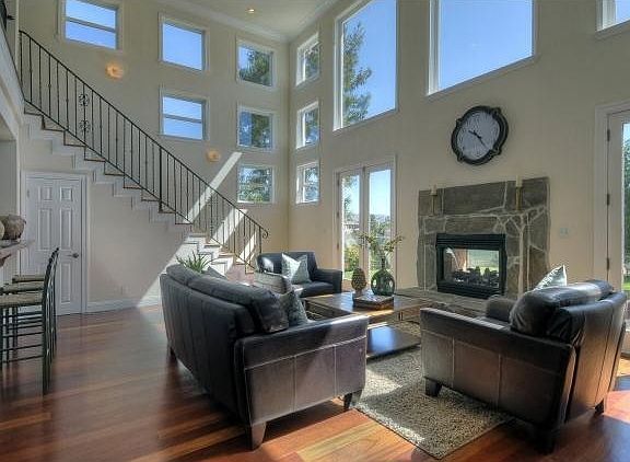 2nd image of 1130 Barnes Ln