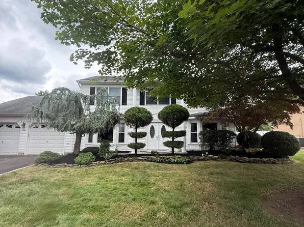 56 Higgins Rd, Old Bridge, NJ 08857