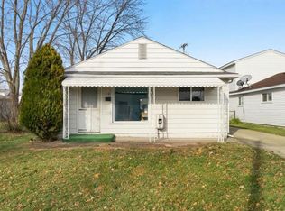 11900 Garfield St, Riverview, MI