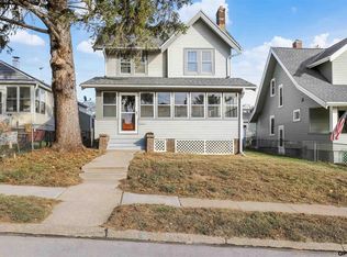 3021 S 33rd St, Omaha, NE 68105