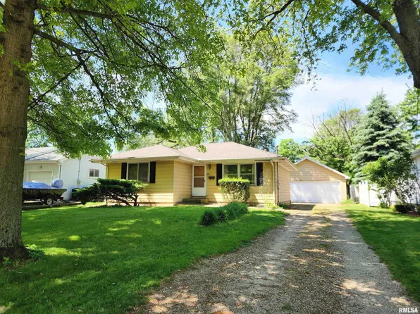 625 N Clauson Ct, Hanna City, IL 61536