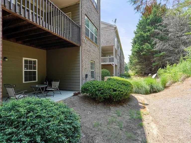 3888 Fairhill Point — Photo 56