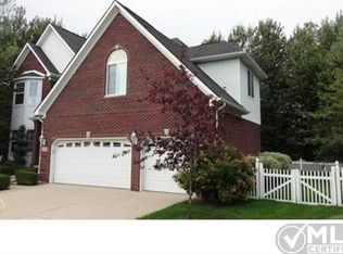 23761 Thorn Ct #11, Brownstown, MI 48134