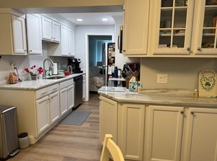 107 Winterwood Dr, Londonderry, NH 03053