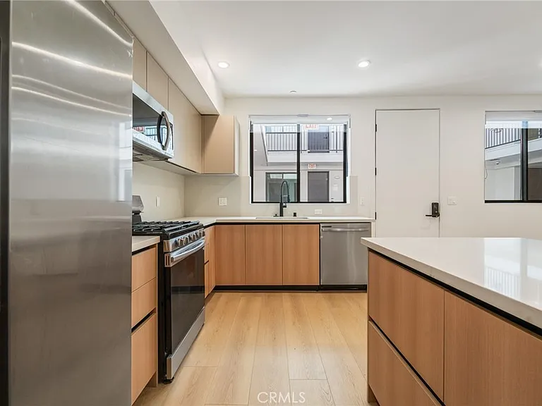 7510 Sepulveda Blvd #204 — Photo 11