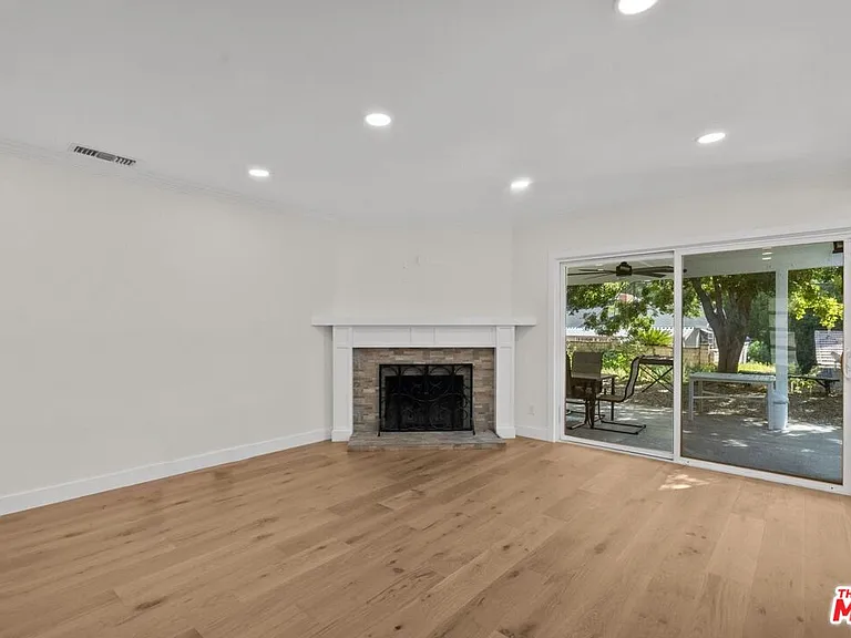 10780 Deliban St — Photo 3