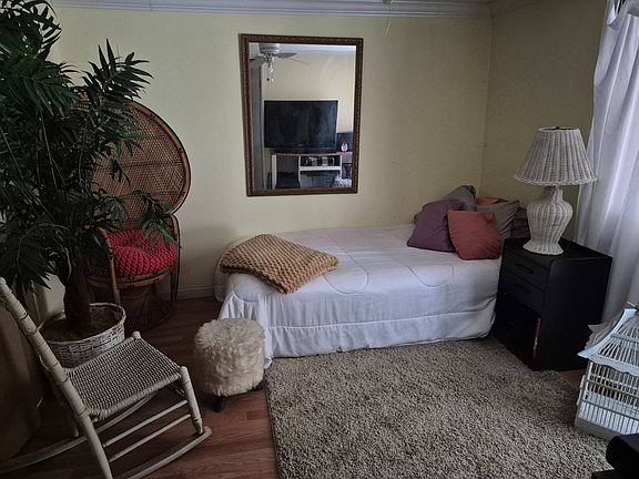 4th image of 3300 S Nova Rd #61
