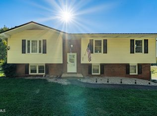 239 Cherokee Mountain Rd, Jonesborough, TN 37659