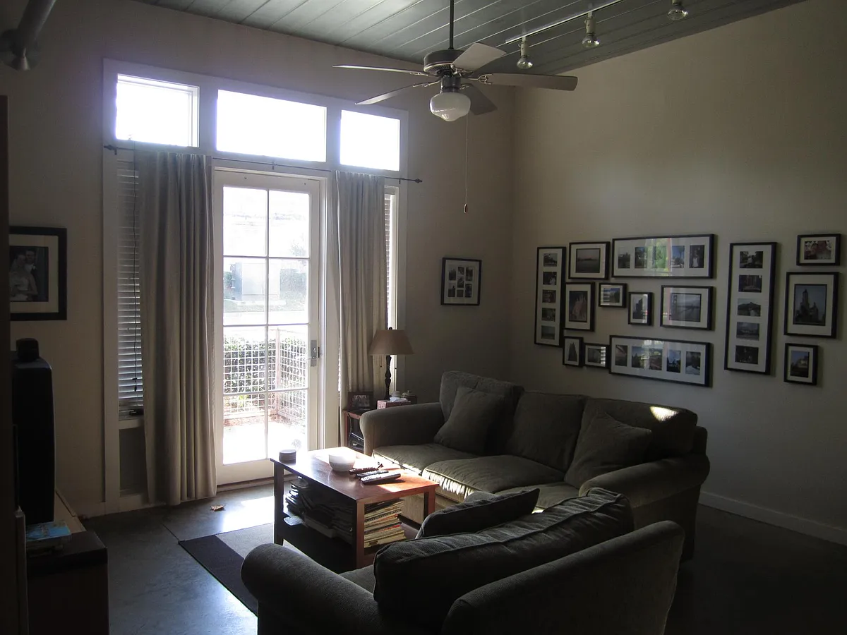 Living Room - 572 Edgewood Ave SE #109