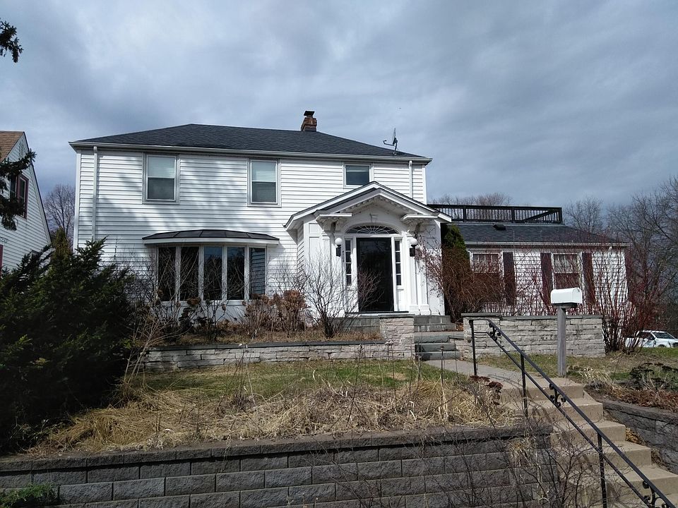 1st image of 4704 28th Ave S
