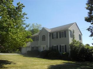 2 Dudley Oxford Rd, Dudley, MA 01571