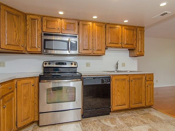 5th image of 115 S 1100 E Unit 409