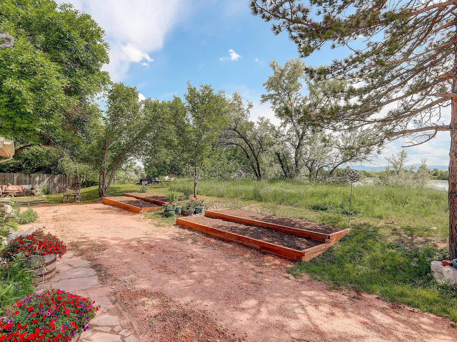 1 bed, 550 sqft, $1,700 — Photo 3
