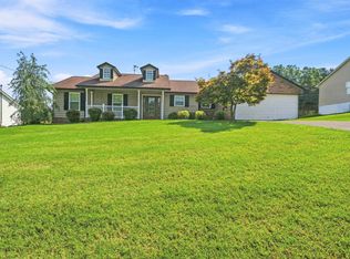 168 Covenant Cir, Lenoir City, TN 37772