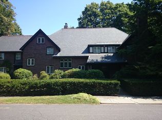 326 Hammond St, Newton, MA 02467
