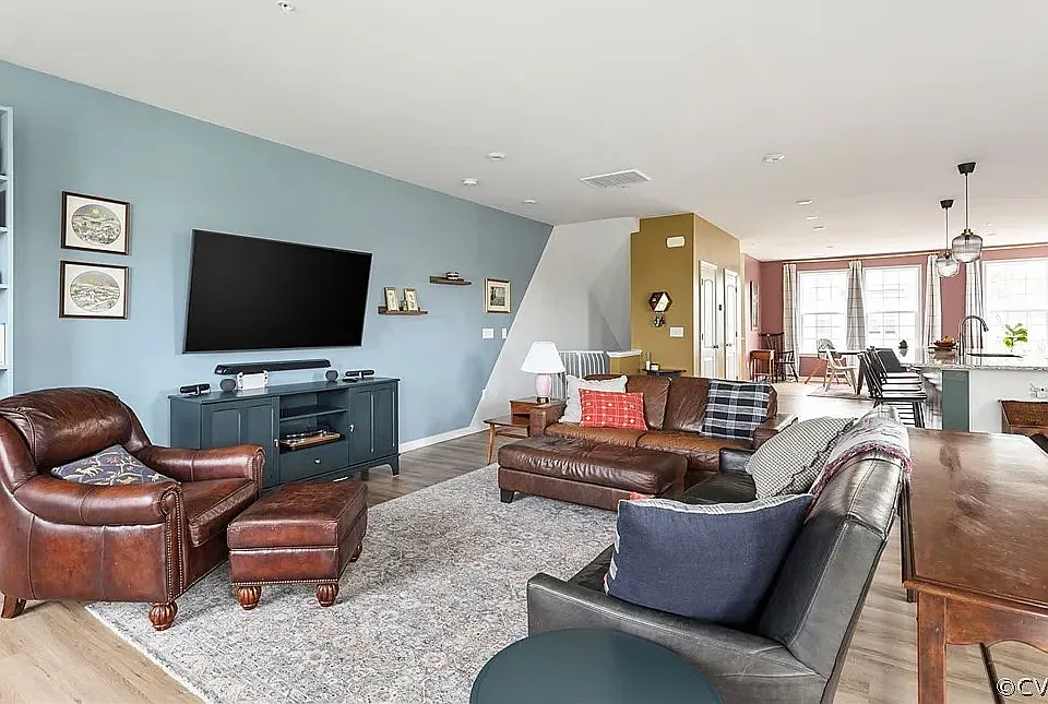 5900 Laurel Bed Ln #2