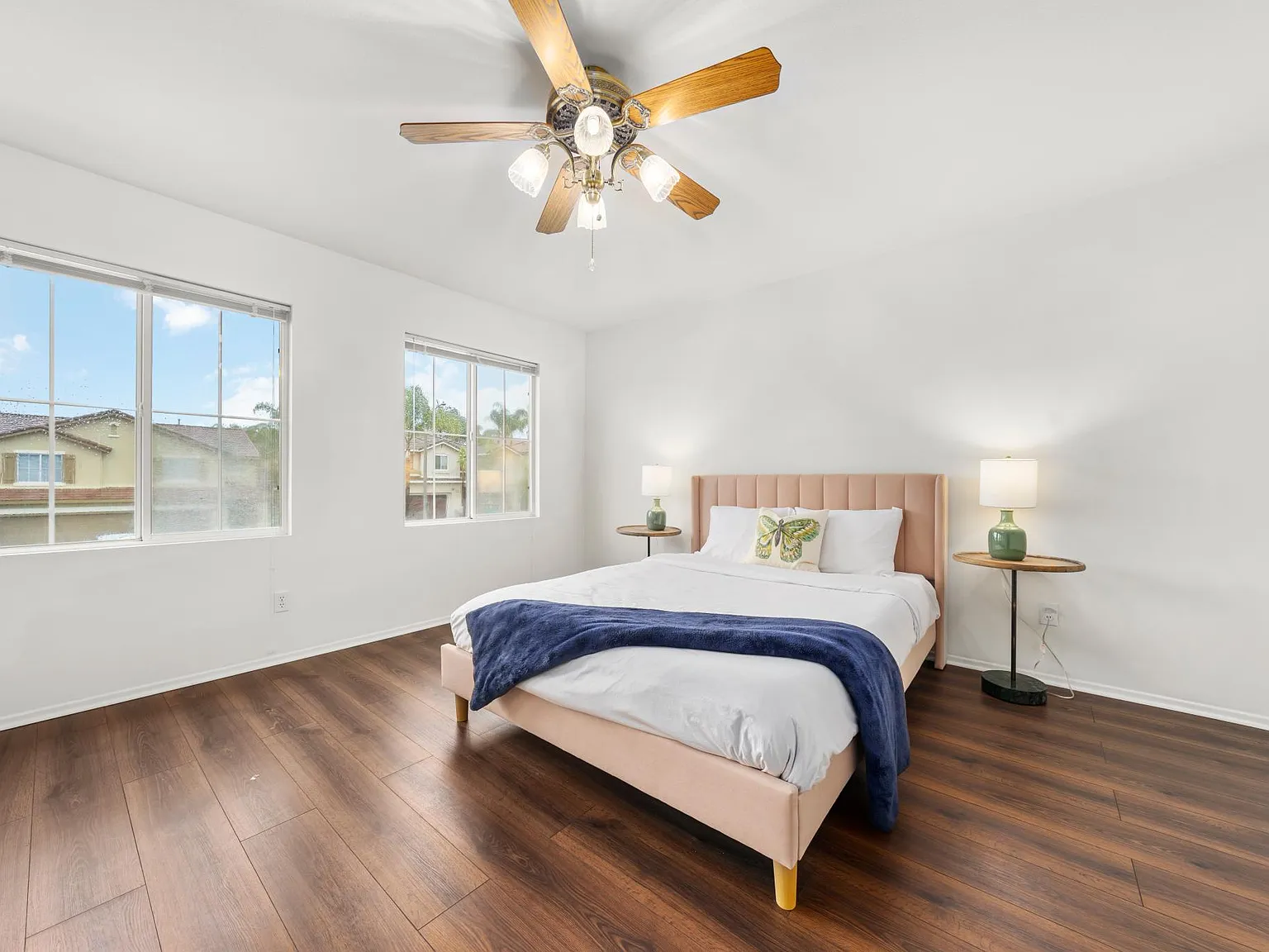 4 bed, 2.5 bath, 3096 sqft, $6,600 — Photo 4