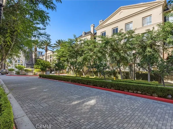 3373 Watermarke Pl, Irvine, CA 92612