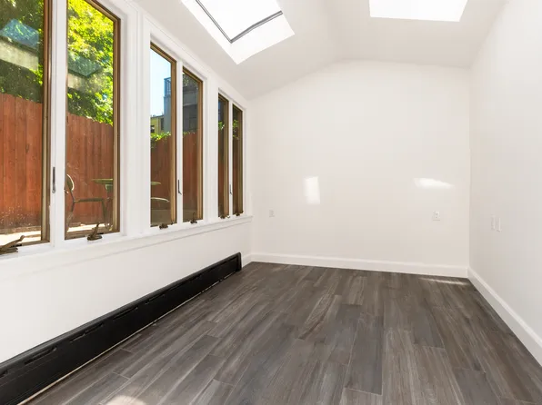 72 Verandah Place image 15 of 18