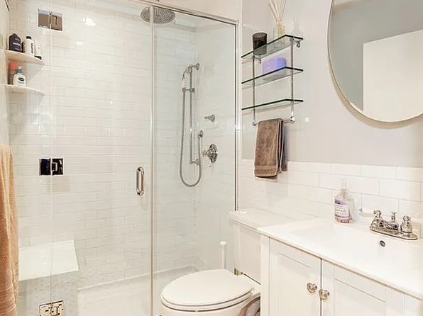 366 W 11th St APT 3C, New York, NY 10014