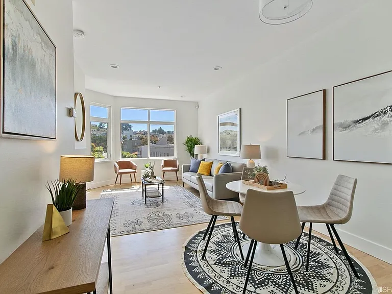 677 Arguello Blvd #110 — Photo 2