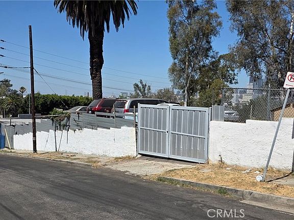 2nd image of 1203 E Cesar E Chavez Ave
