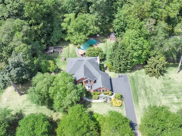 36 Oxford Drive, Suffern, NY 10901