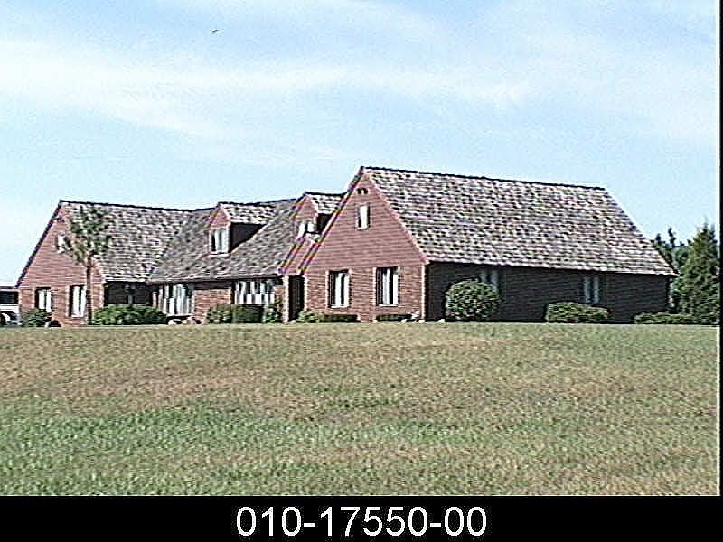 2nd image of 8228 N Country Home Dr