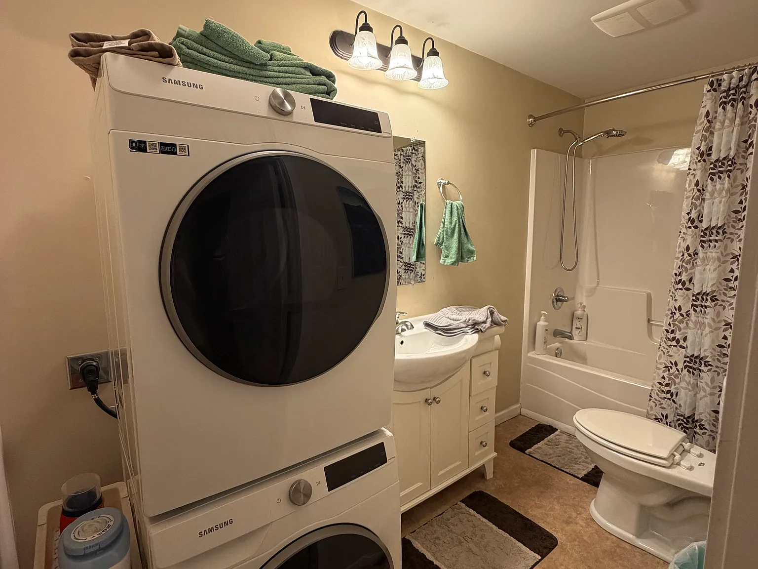 2 bed, 675 sqft, $1,695 — Photo 2