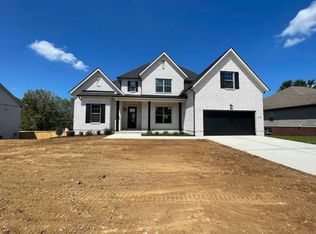 3021 Red Oak Trl, Versailles, KY 40383